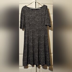 Connected Apparel Dress Size 14 Black White Abstract Stretch Women Dress